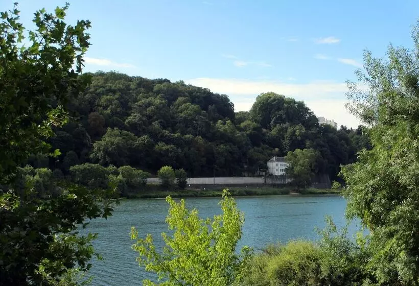 Fotos del hotel Lyonouest:  15