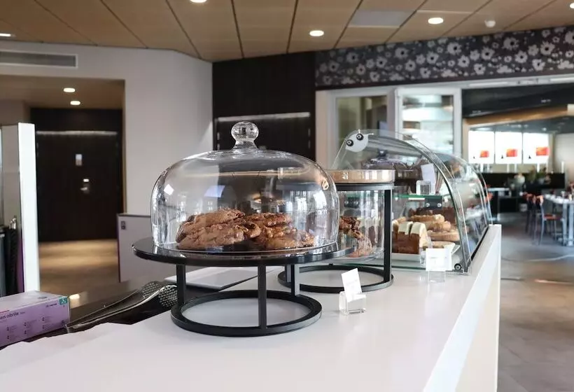 Fotos del hotel Lyonouest:  24