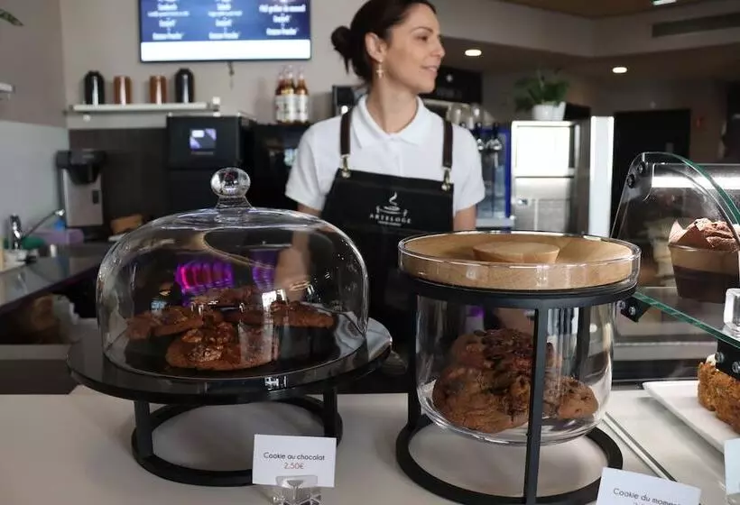 Fotos del hotel Lyonouest:  8