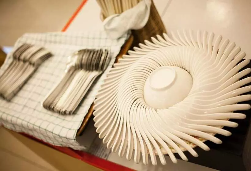 Fotos del hotel Tara Garden Hotel:  8