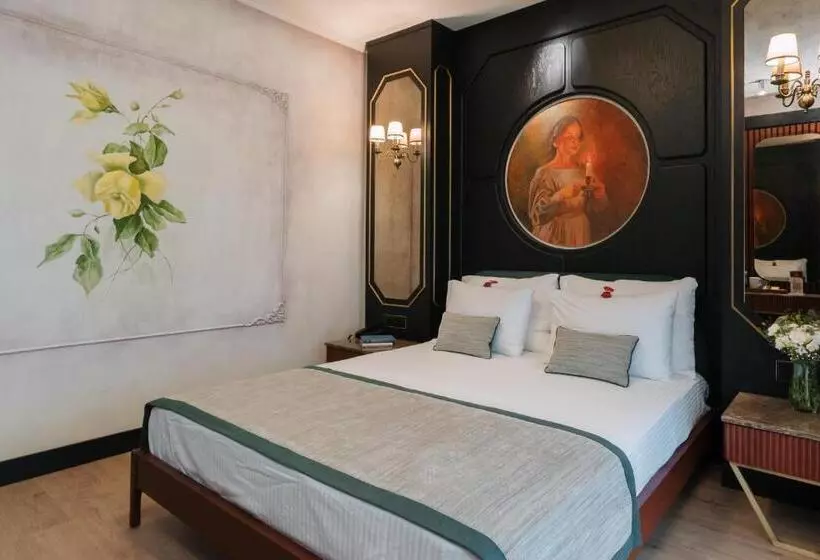 Tria Elegance Istanbul