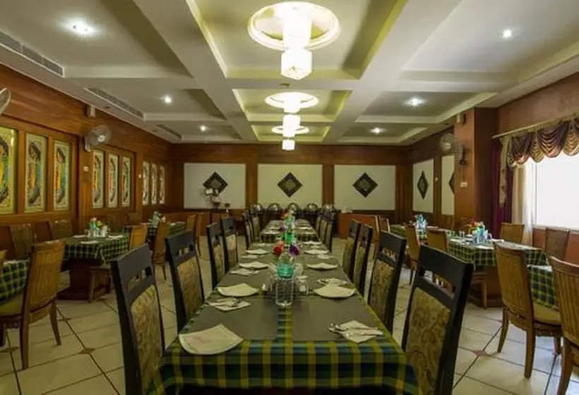 Fotos del hotel Emarald Hotels:  21