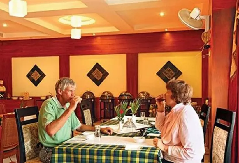 Fotos del hotel Emarald Hotels:  23