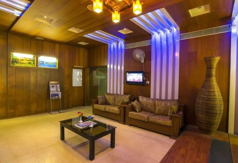 Fotos del hotel Emarald Hotels:  20