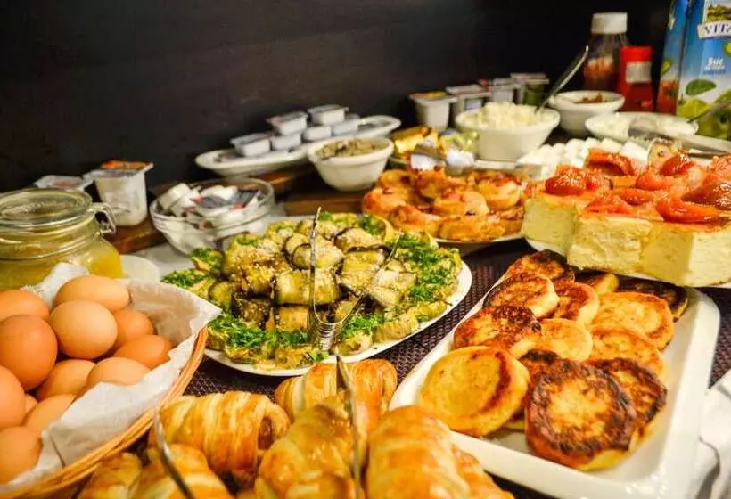 Fotos del hotel Komilfo:  9