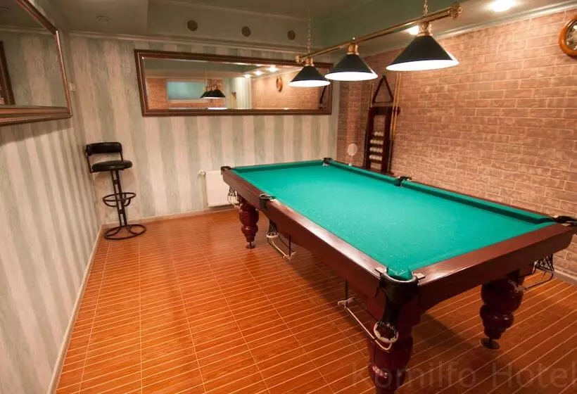 Fotos del hotel Komilfo:  10