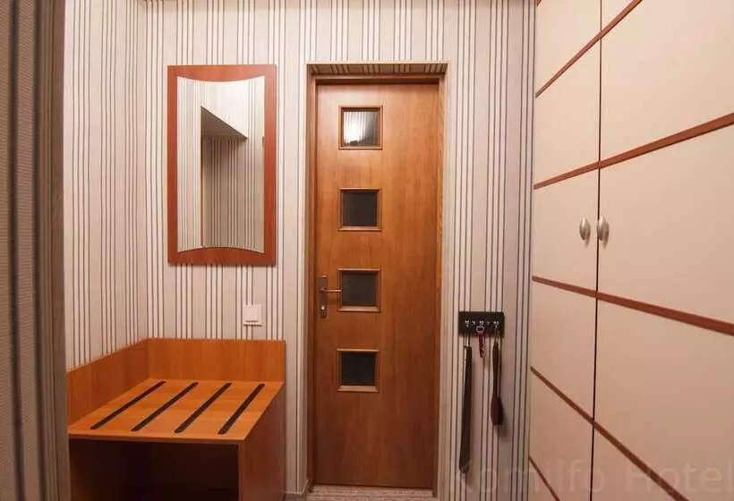 Fotos del hotel Komilfo:  13