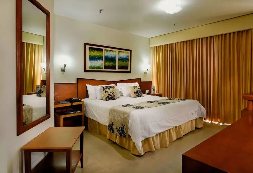 Fotos del hotel Howard Johnson By Wyndham Barranquilla Versalles:  20