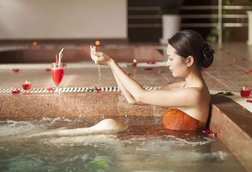 Fotos del hotel Asean Halong:  10