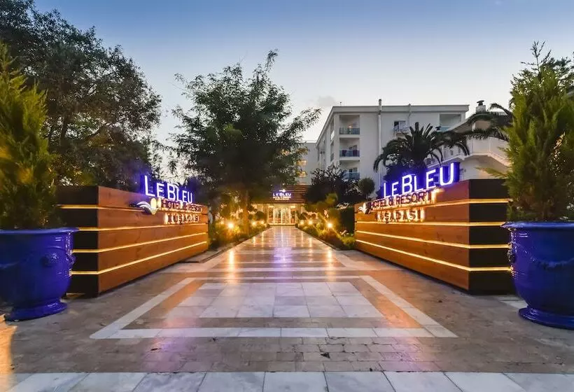 Le Bleu  & Resort Kusadasi  Ultra All Inclusive
