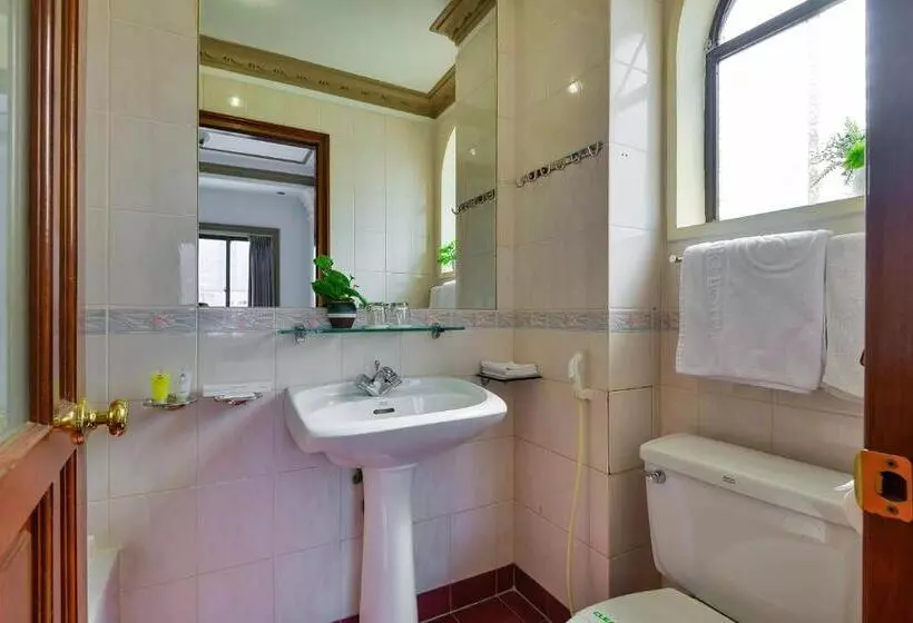 Fotos del hotel The Spring:  8