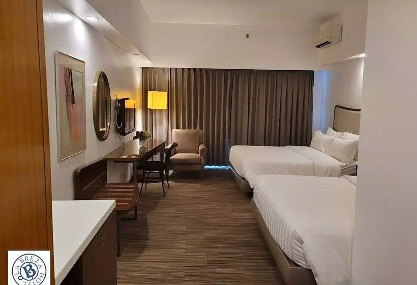 Fotos del hotel La Breza:  24