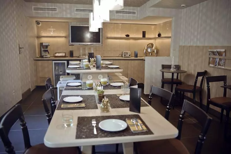 Fotos del hotel Hôtel Le Marcel Paris Gare De L'est:  10