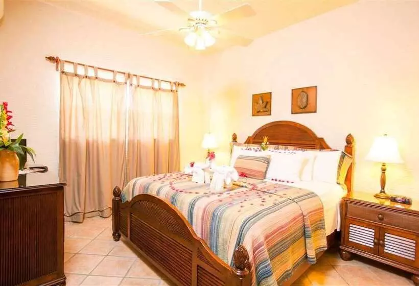 Fotos del hotel Clarion Suites Roatan At Pineapple Villas:  18