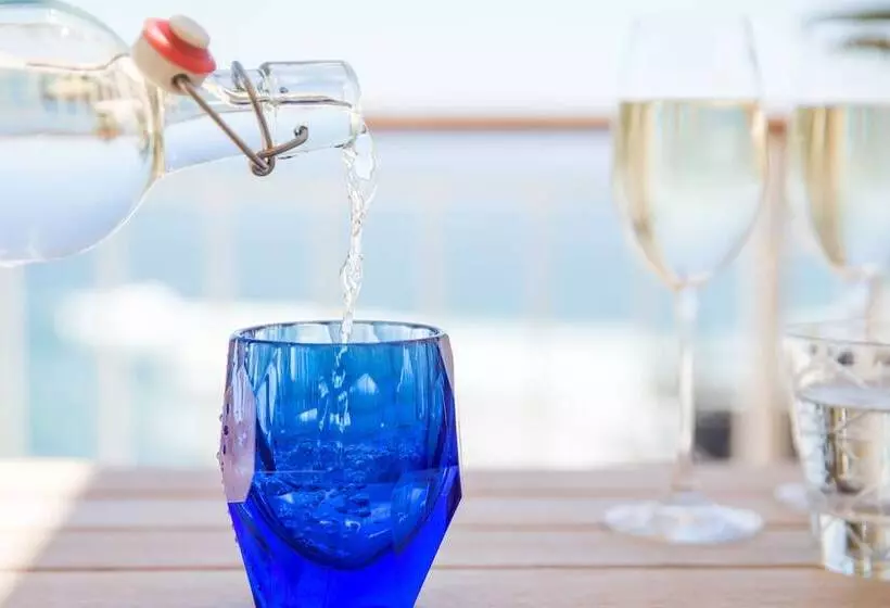 Fotos del hotel Compass House Boutique:  13