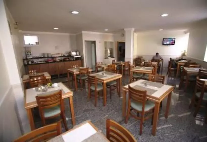 Fotos del hotel Cinelandia:  7