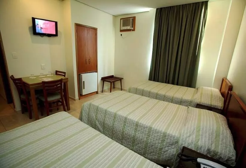 Fotos del hotel Cinelandia:  6