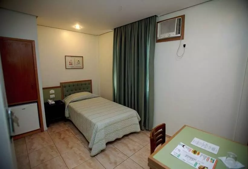 Fotos del hotel Cinelandia:  25