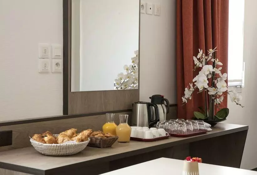 Fotos del hotel Clermont Estaing:  20