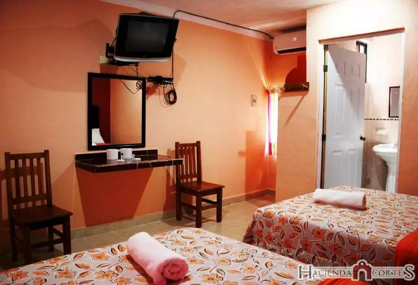 Hotel Cortijo De Cortes