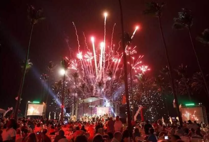 Fotos del hotel Lifestyle Royal Suites:  22