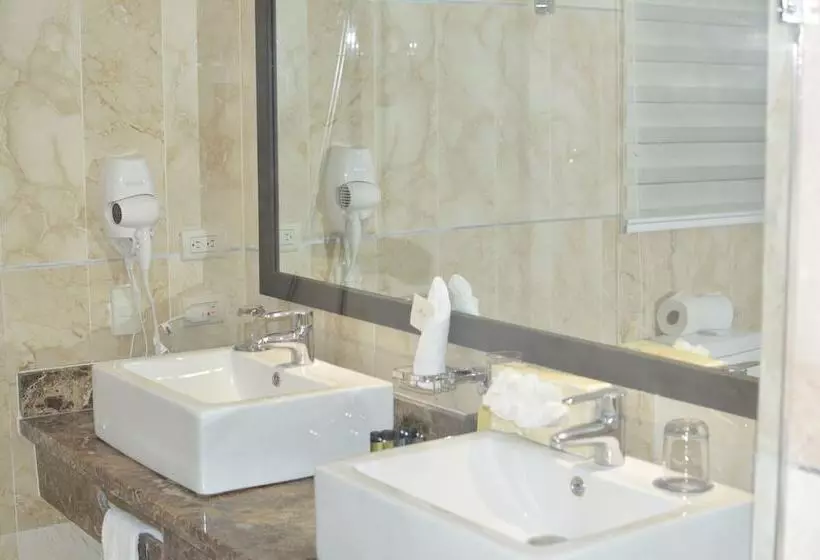 Fotos del hotel Lifestyle Royal Suites:  9