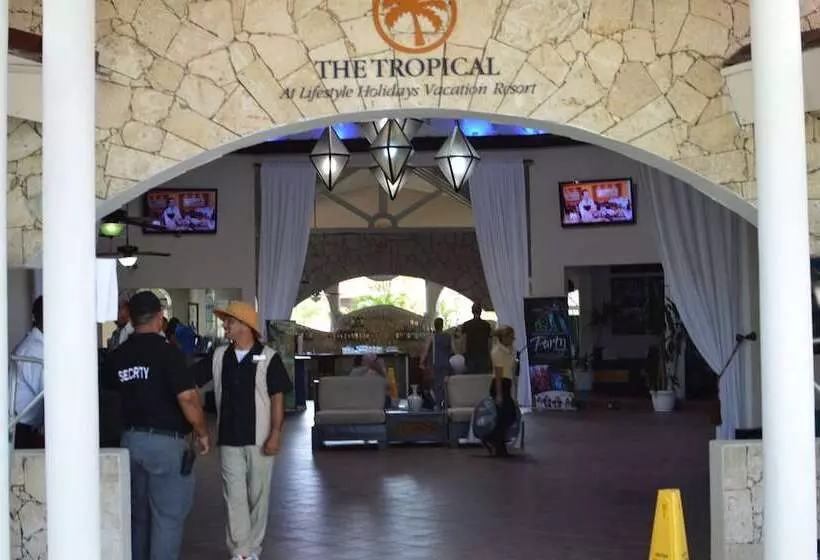 Fotos del hotel Lifestyle Royal Suites:  24