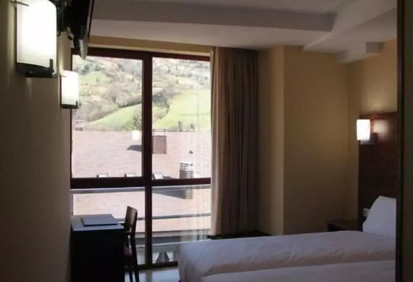 Fotos del hotel Ruta De La Plata De Asturias:  17