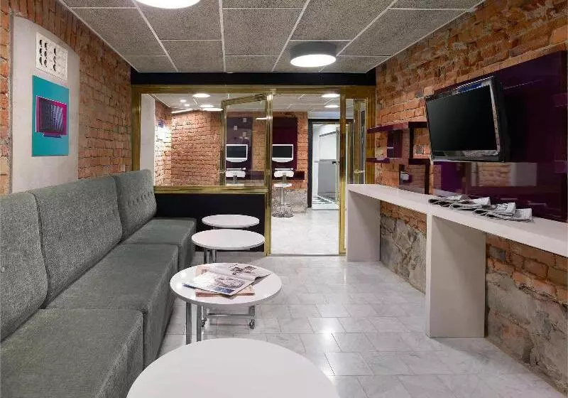 Fotos del hotel Ibis Styles Stockholm Odenplan:  2