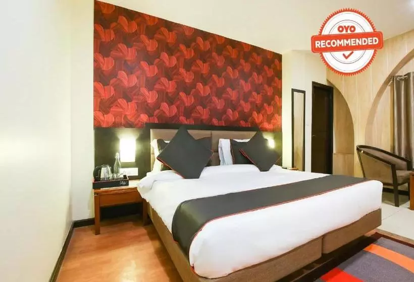 Fotos del hotel Collection O 50200 Presidency Inn Hazratganj:  3