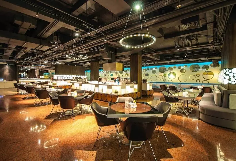 Fotos del hotel Fm7 Resort Hotel - Jakarta Airport:  5