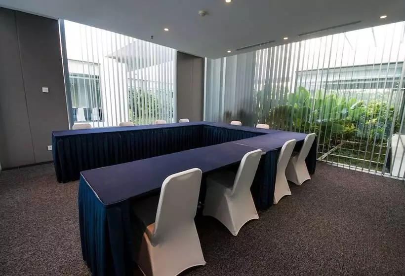 Fotos del hotel Fm7 Resort Hotel - Jakarta Airport:  21