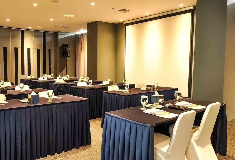 Fotos del hotel Fm7 Resort Hotel - Jakarta Airport:  18