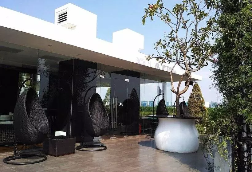 Fotos del hotel Fm7 Resort Hotel - Jakarta Airport:  22