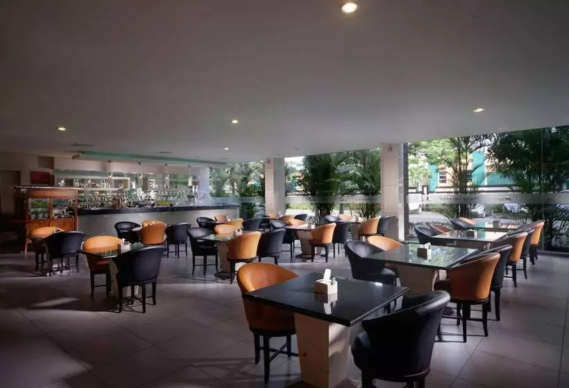 Fotos del hotel Fm7 Resort Hotel - Jakarta Airport:  25