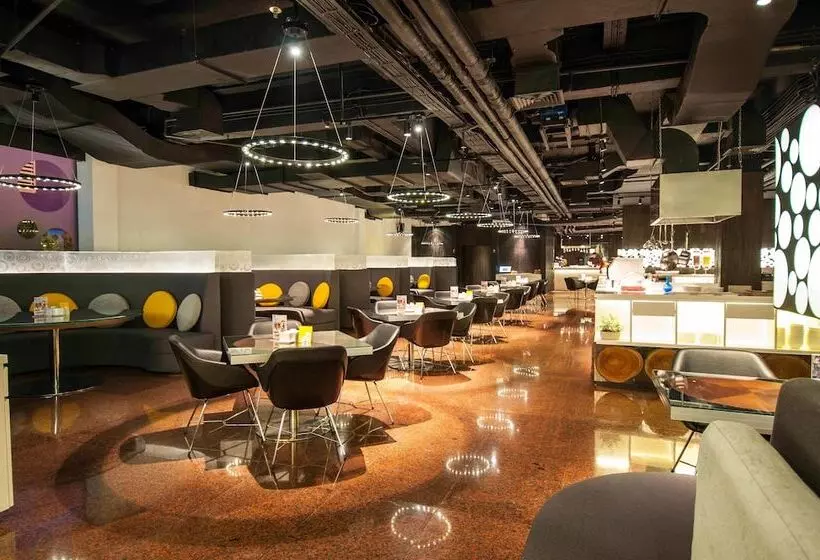 Fotos del hotel Fm7 Resort Hotel - Jakarta Airport:  17