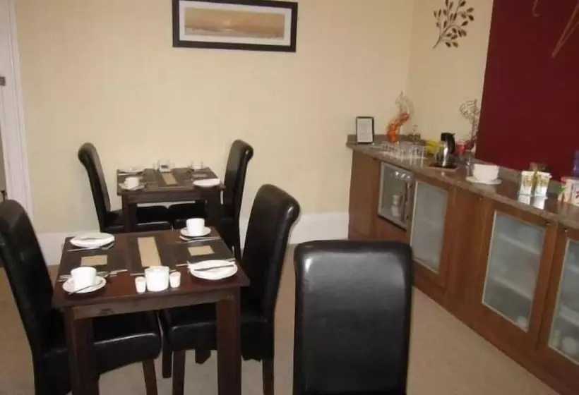 Fotos del hotel The Wellsway:  3