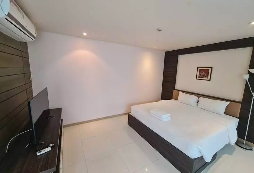 The Baycliff Residence