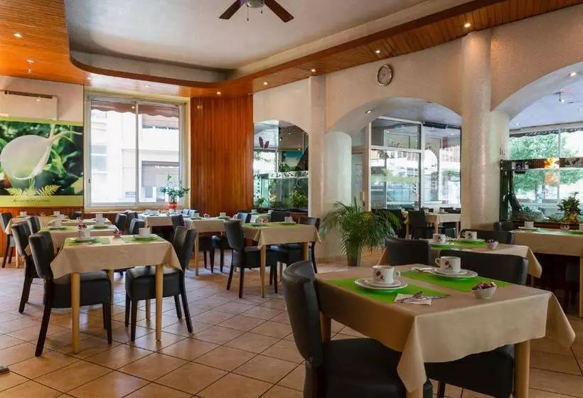 Fotos del hotel The Originals City, Hôtel Gambetta, Grenoble:  4