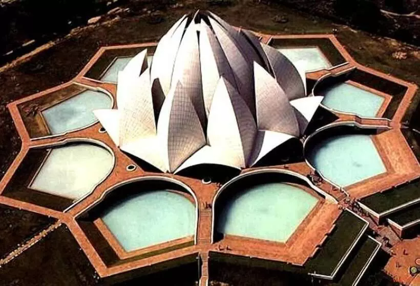 Fotos del hotel Ivory 32:  3