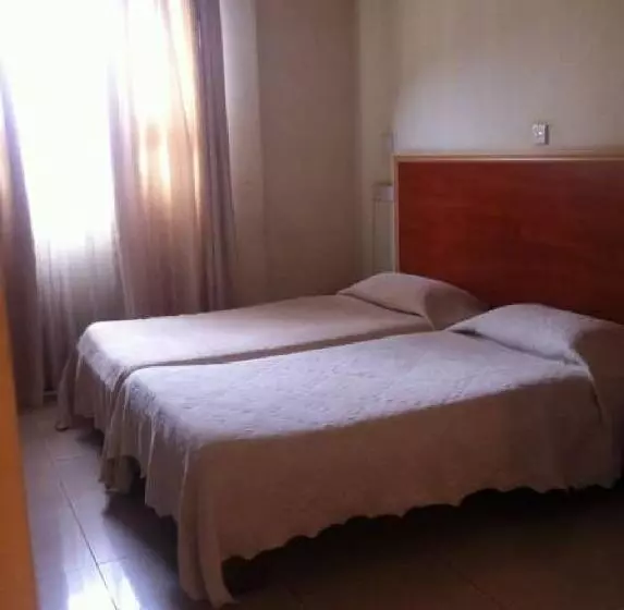 Fotos del hotel Ivys:  12