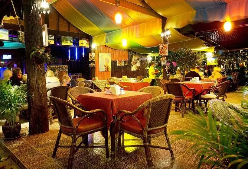 Lanta Pavilion Resort