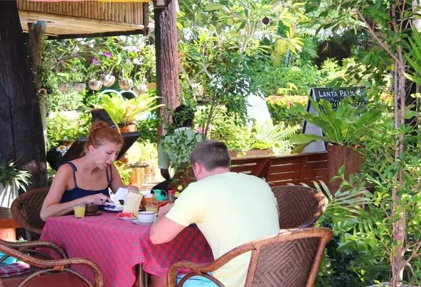 Fotos del hotel Lanta Pavilion Resort:  3