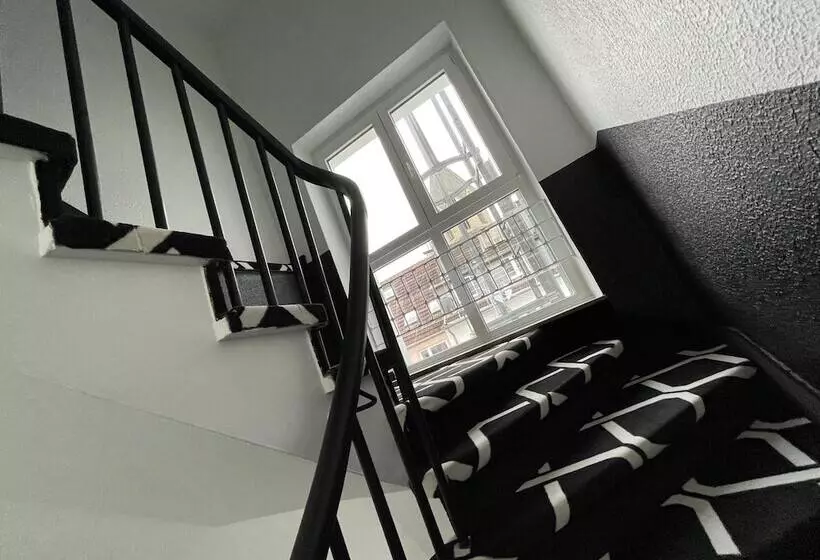 Fotos del hotel Smarty Cologne Dom   Boardinghouse  Kontaktloser Self Checkin:  13