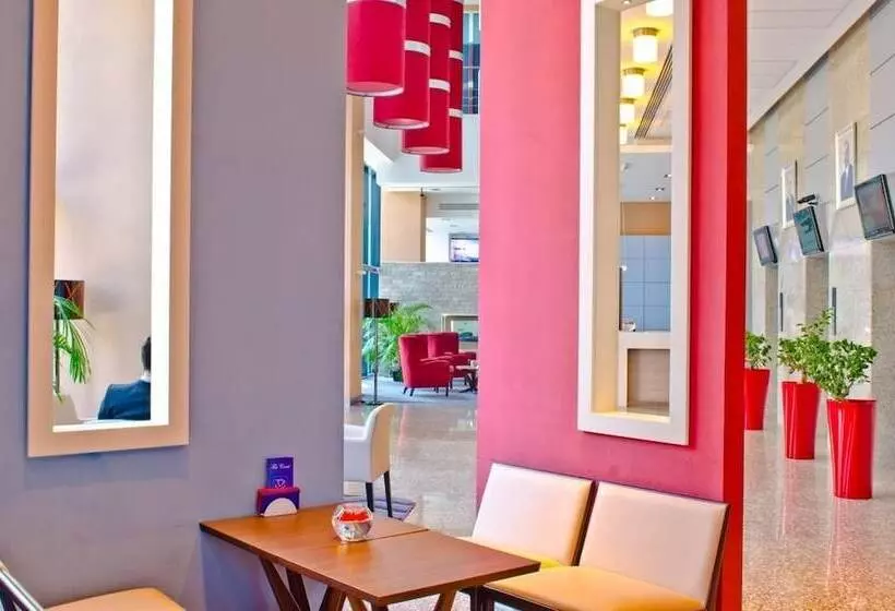 Fotos del hotel Chirag Plaza:  4