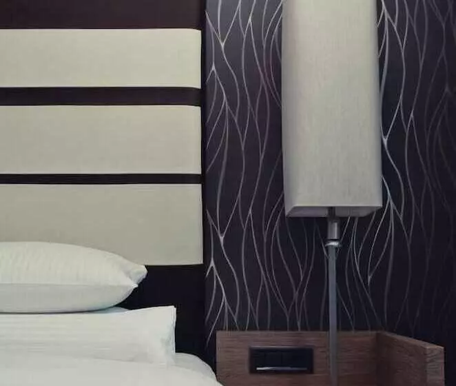 Fotos del hotel Chirag Plaza:  22