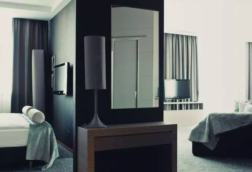 Fotos del hotel Chirag Plaza:  25