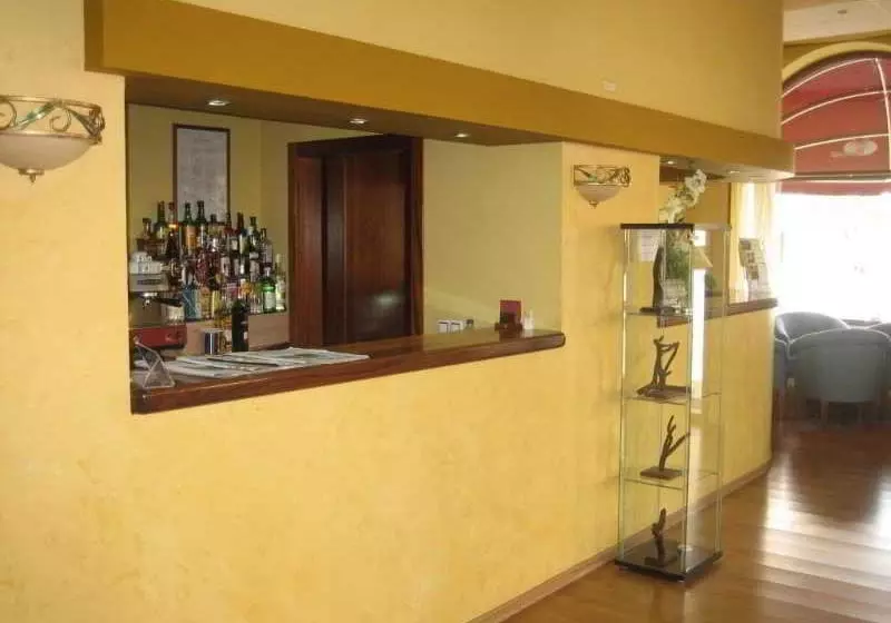 Fotos del hotel Santiago:  4