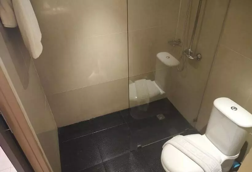 Fotos del hotel Patong Heritage  Phuket  Sha Extra Plus:  5