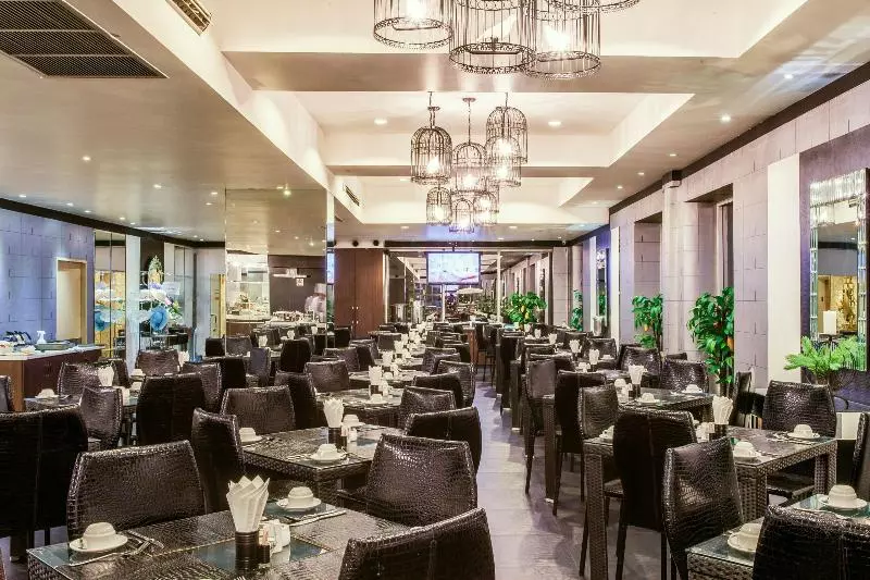 Fotos del hotel Patong Heritage  Phuket  Sha Extra Plus:  3